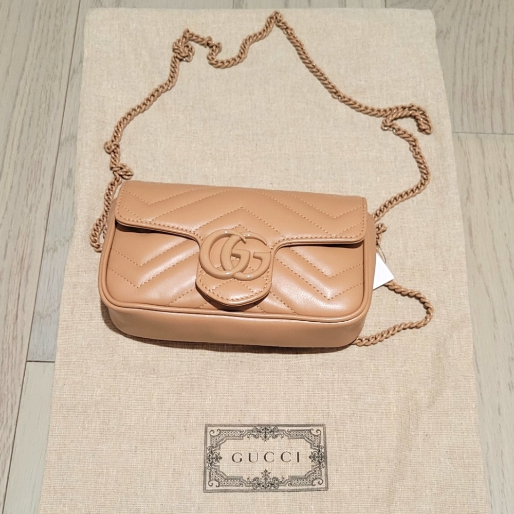GG marmont super mini bag nude